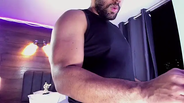 anthonylatynxd online show from July 24, 12:19 am