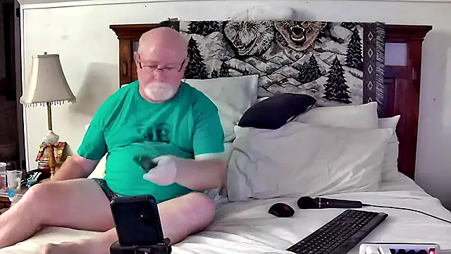 bigspike1960 online show from July 20, 2:18 am
