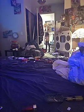 Vonniecd online show from May 31, 8:37 am