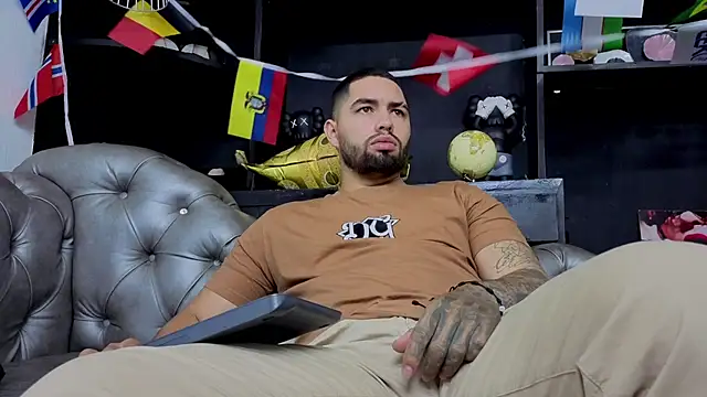 matteosantos online show from July 12, 12:07 pm