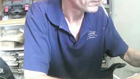 04oldskool online show from December 19, 2:56 am