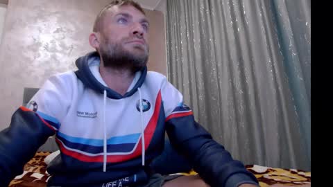 10in_deluxe online show from November 6, 7:33 am