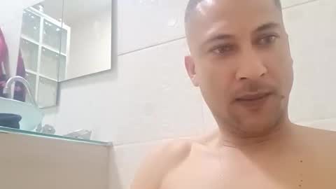 Snapshot of 155decuzinho chatting on September 21, 6:57 am 155decuzinho online show from September 21, 6:57 am