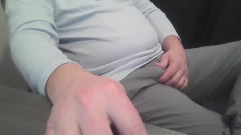 1900pley online show from March 25, 4:00 pm