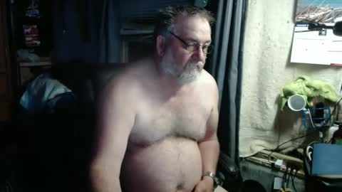 Snapshot of 1dusty60 chatting on February 21, 10:28 am 1dusty60 online show from February 21, 10:28 am