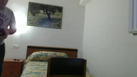 1rey online show from March 3, 7:07 am