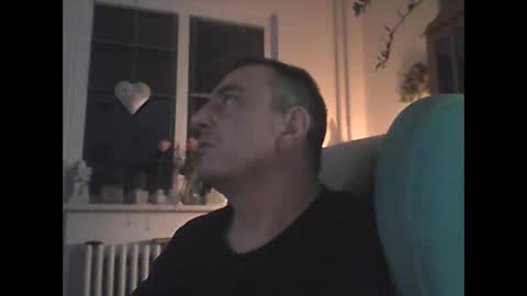 2025eyesforyou online show from February 27, 7:24 pm