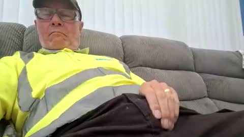 211skoosh online show from October 14, 2:35 pm