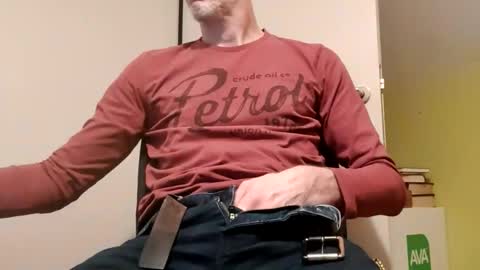 22_acacia_avenue online show from March 2, 7:32 pm