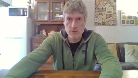 22esserre online show from April 16, 11:43 am