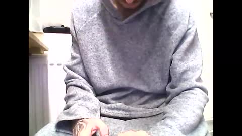 420feetloverr420 online show from February 10, 1:46 am