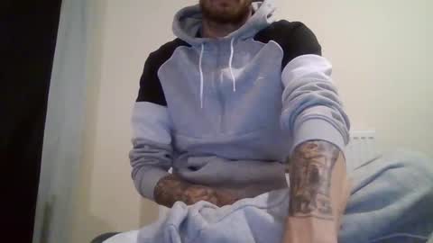 420feetloverr420 online show from October 16, 1:02 am