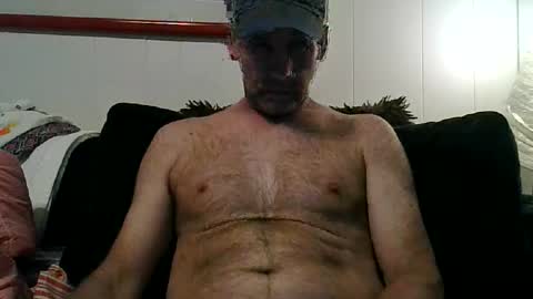 4nuf online show from April 25, 8:17 pm