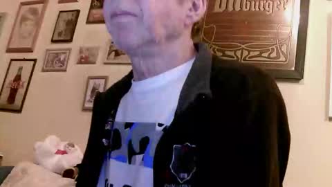 64shorty online show from December 17, 2:35 pm