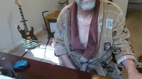 6stringer62 online show from February 16, 6:28 pm