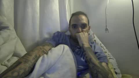 Snapshot of 6sundros chatting on September 30, 9:07 pm Suny online show from September 30, 9:07 pm