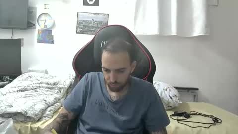 Snapshot of 6sundros chatting on October 8, 3:49 pm Suny online show from October 8, 3:49 pm