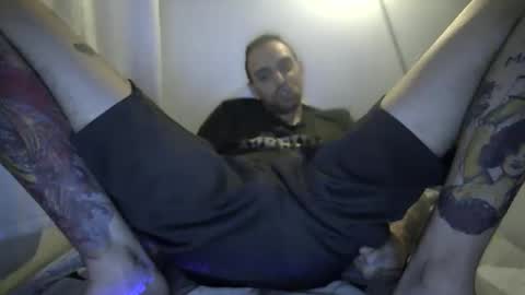 Snapshot of 6sundros chatting on September 26, 9:23 pm Suny online show from September 26, 9:23 pm