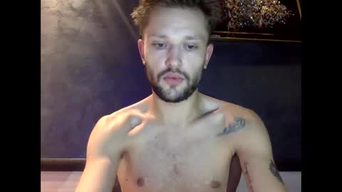 Kriss online show from November 2, 7:07 pm