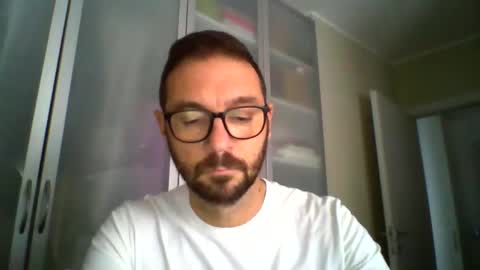 Snapshot of 77architt chatting on October 27, 9:44 am 77architt online show from October 27, 9:44 am