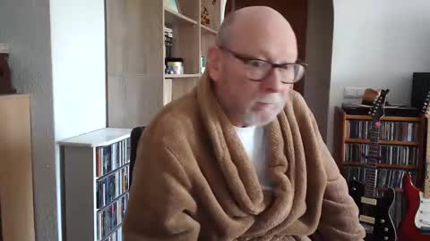  Papi  online show from February 28, 11:25 am