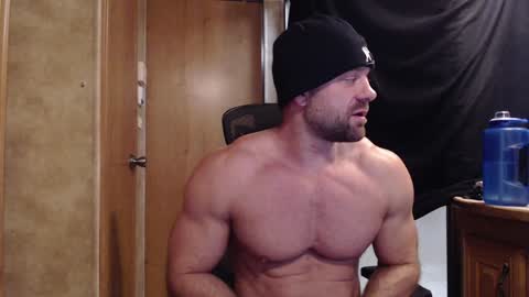 9 fat inches online show from December 13, 8:58 pm