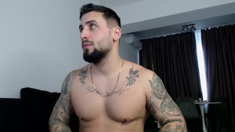 Dylan online show from November 4, 9:10 am