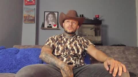 Emilio online show from January 26, 10:34 am