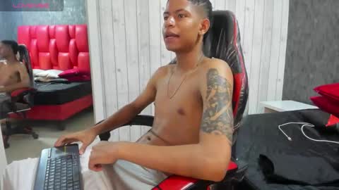 _erick_j online show from March 1, 10:09 pm