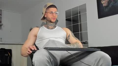 jeison online show from January 18, 12:17 am