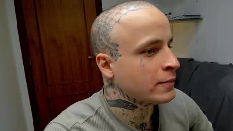 Layne online show from March 21, 2:21 pm