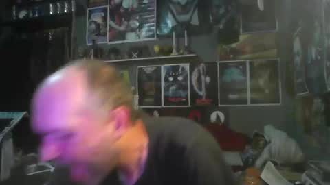 That guy online show from November 19, 3:06 am