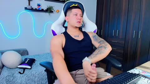 Roberto online show from January 26, 5:56 am