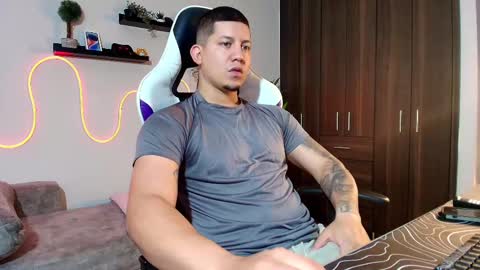 Roberto online show from February 25, 12:34 pm