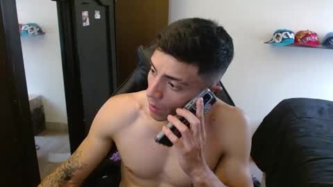 SCHNEIDER online show from December 22, 3:42 pm