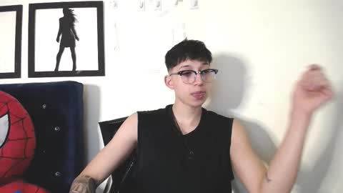 Thomas online show from November 12, 6:19 am