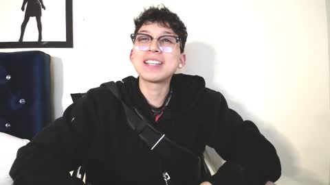 Thomas online show from October 24, 1:29 am