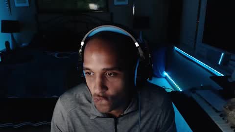 a4orce online show from March 3, 1:02 am