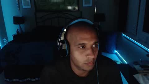 a4orce online show from April 11, 5:03 am