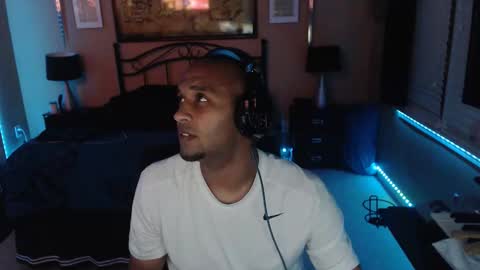 a4orce online show from April 7, 1:38 am