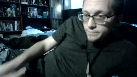 A Bored Dragon online show from September 27, 10:18 pm