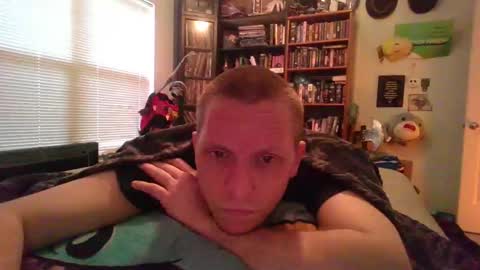 A Bored Dragon online show from March 4, 10:38 pm