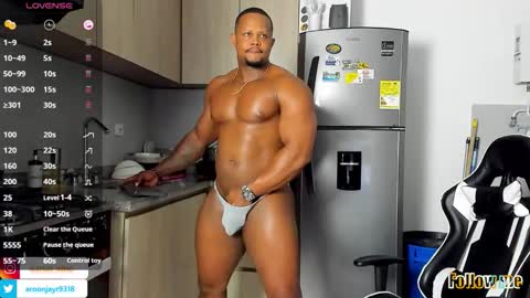 Aaron online show from October 4, 10:25 pm