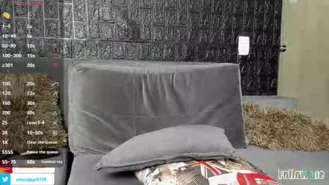 Aaron online show from October 20, 2:59 am