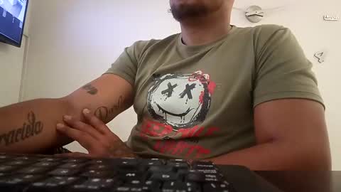 ig aaron hunter123 online show from December 27, 2:12 pm