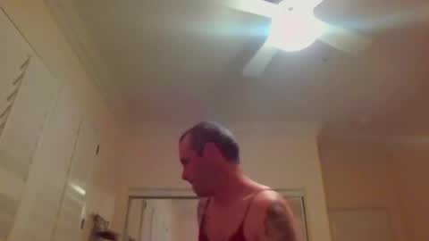 aaronprezent online show from October 29, 8:50 am