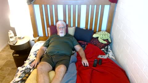 abigspermdonor online show from October 13, 2:17 am