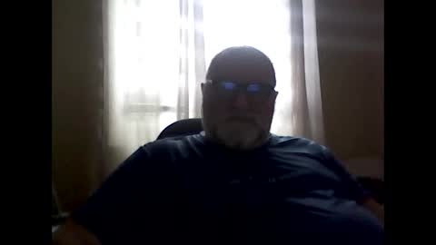 acastor online show from December 5, 5:07 pm