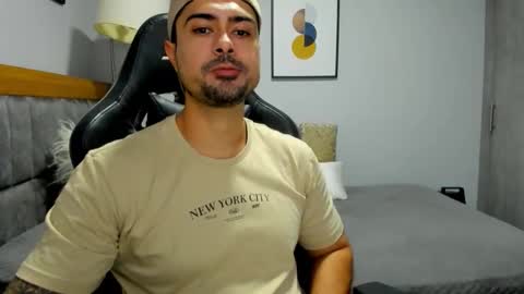 adam clarke online show from November 7, 6:39 am