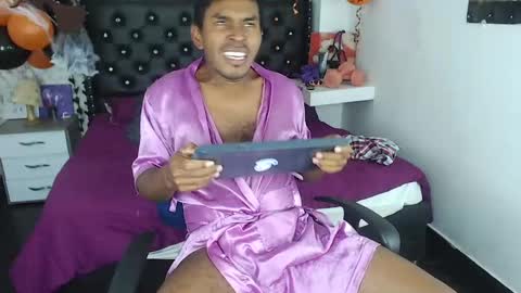 adam_morgan2 online show from October 15, 5:15 am